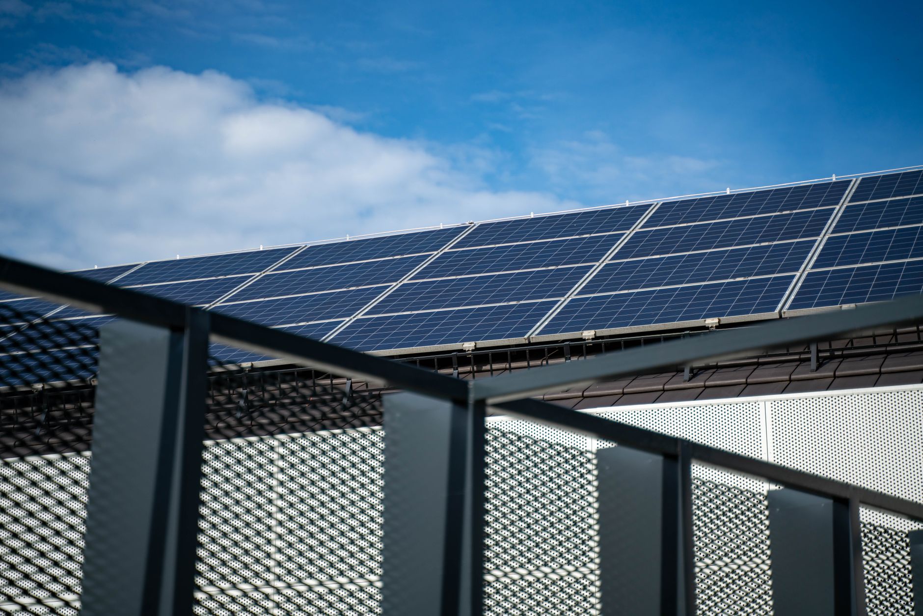Best Solar Panels for Van Life 2025
