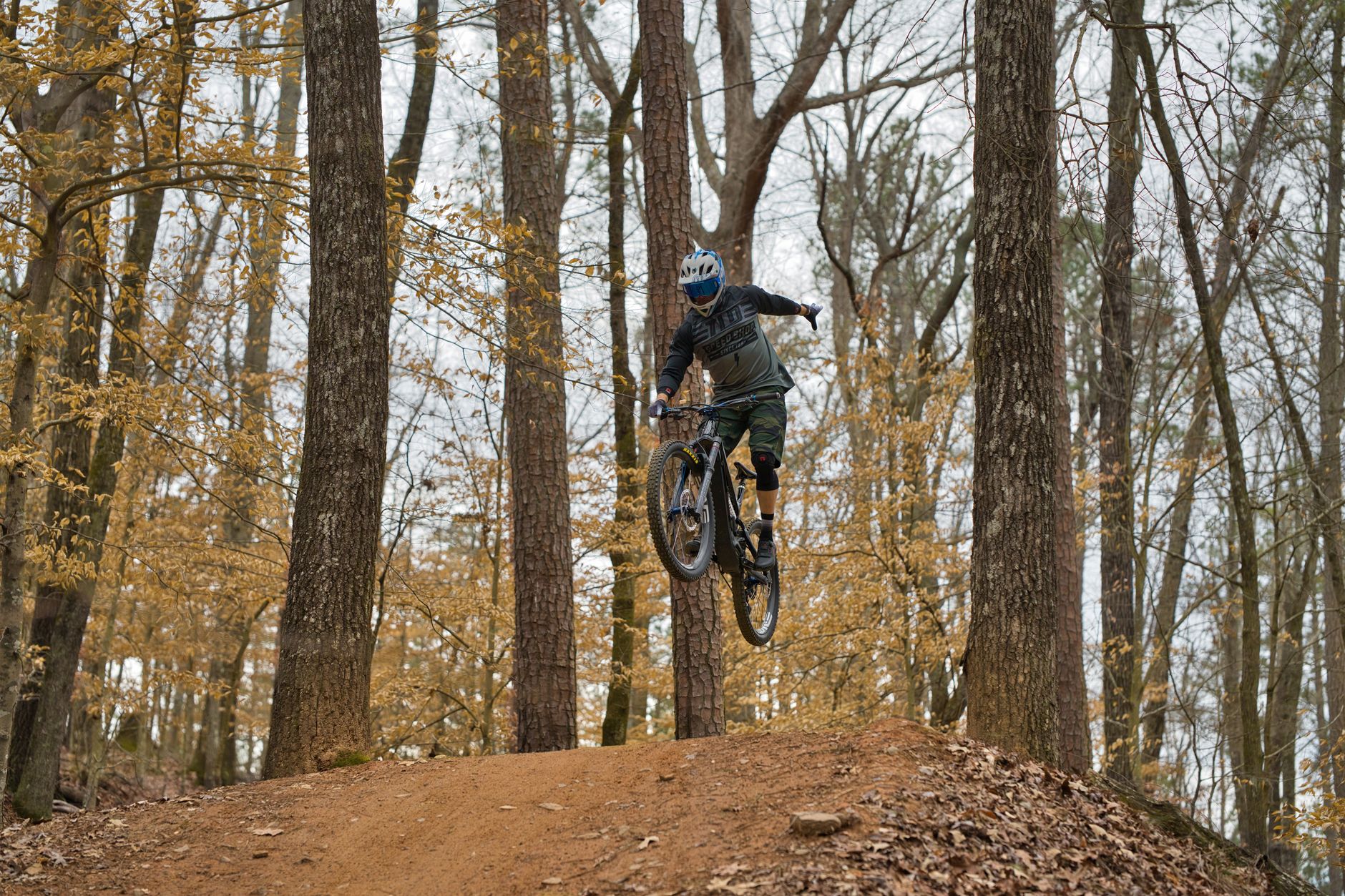 Best Electric Mountain Bike Under $3000 in 2025