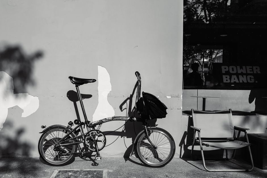 Folding e-bike for commuting