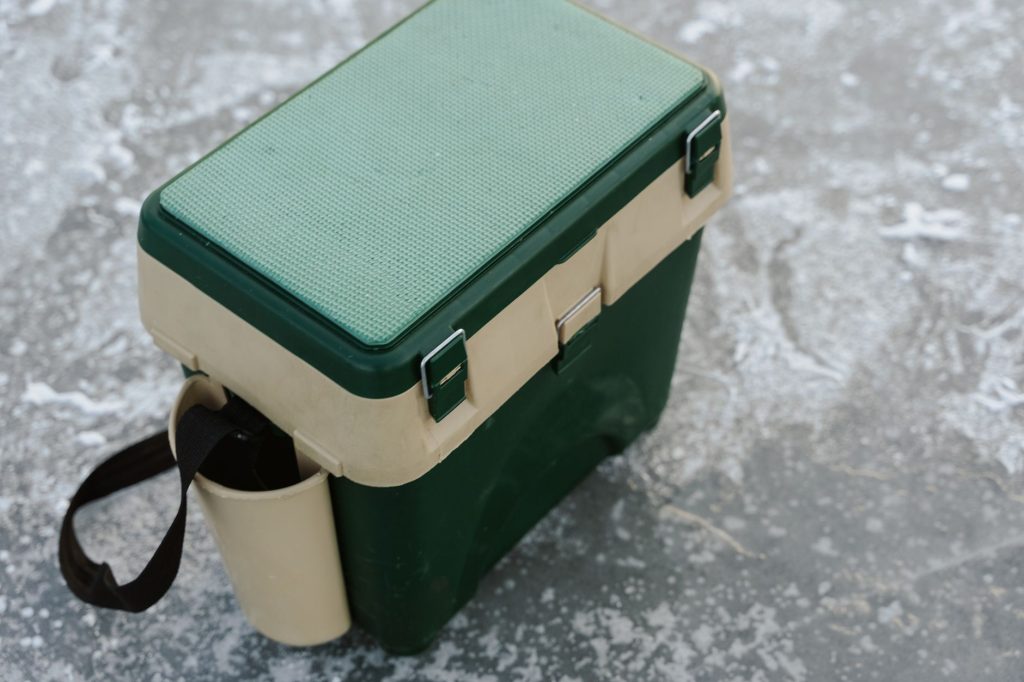 12V fridge at a campsite