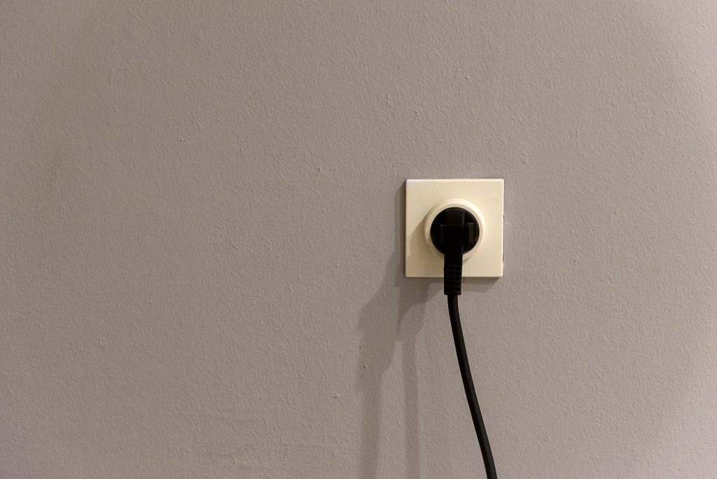 Plugging in a power cable